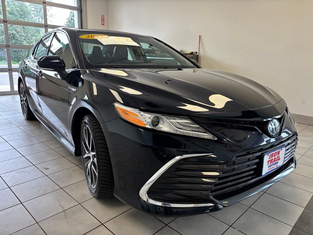 Used 2021 Toyota Camry Hybrid Sedan