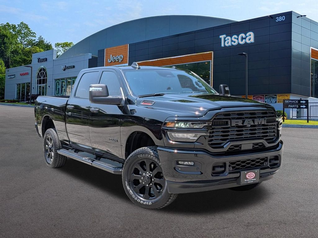 Diamond Black Crystal Pearlcoat 2025 RAM 2500 Pickup Truck Four-Wheel Drive 8-Speed Automatic