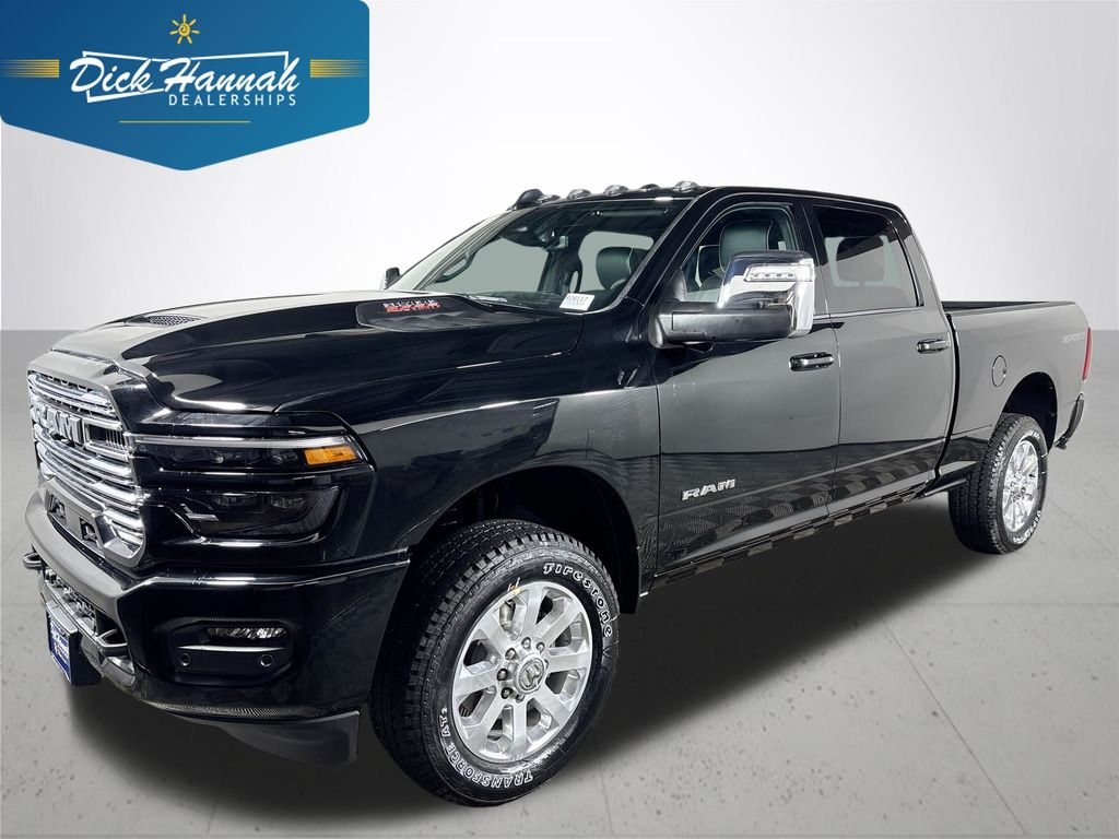 Diamond Black Crystal Pearlcoat 2026 RAM 3500 Pickup Truck Four-Wheel Drive 8-Speed Automatic