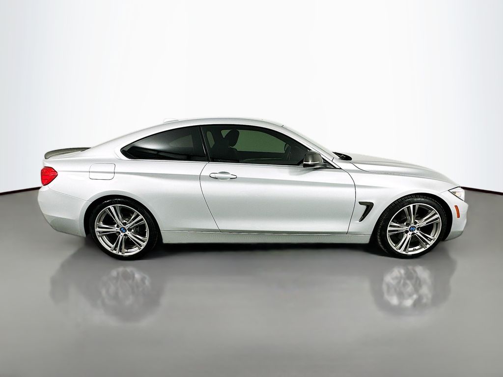 Thumbnail: 2017 BMW 4 Series - 4