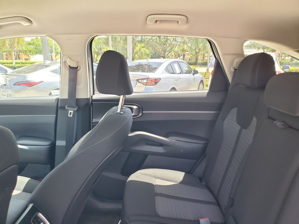 2023 Kia Sorento - $18,488
