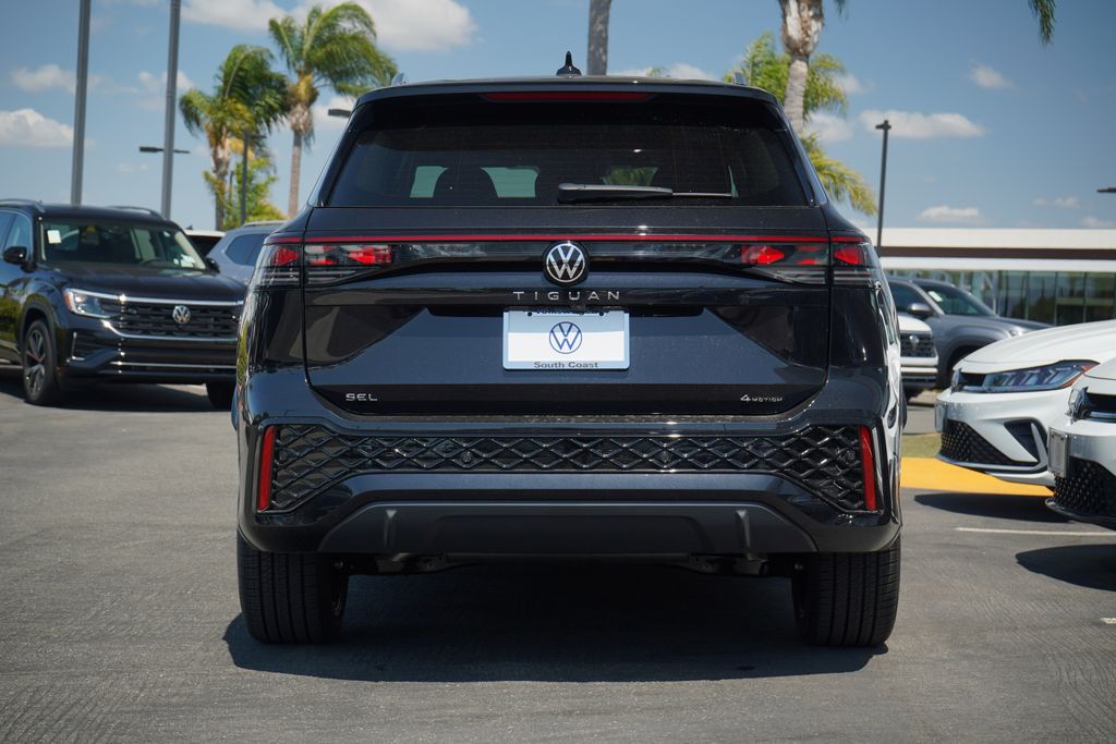 Thumbnail: 2025 Volkswagen Tiguan - 4