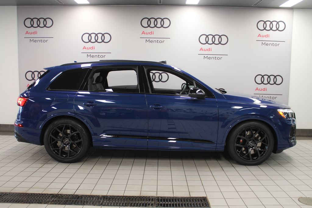 Thumbnail: 2026 Audi SQ7 - 6