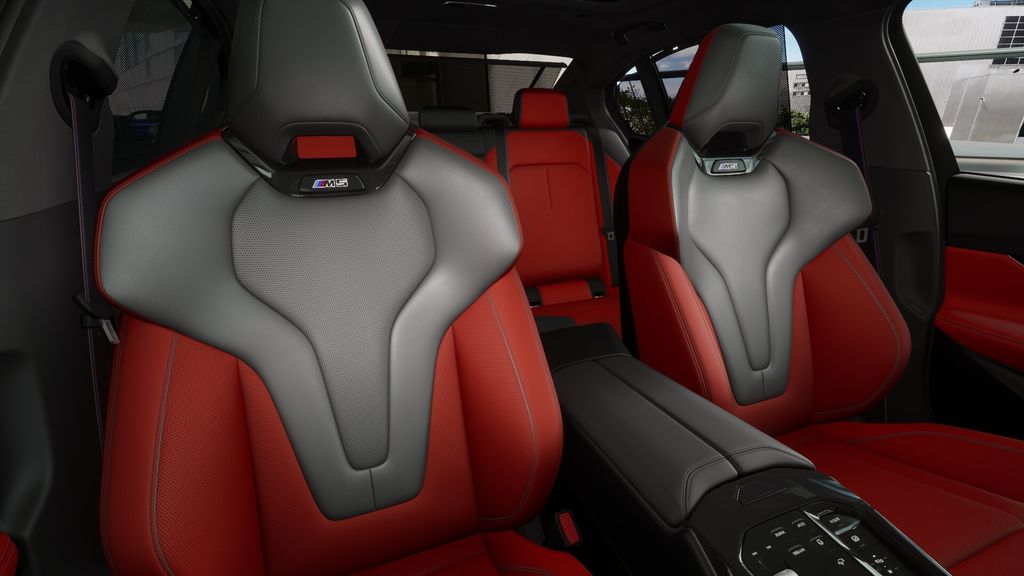 Thumbnail: 2026 BMW M5 - 11