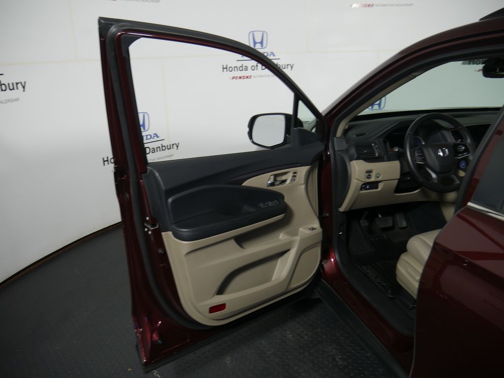 Thumbnail: 2022 Honda Pilot - 10