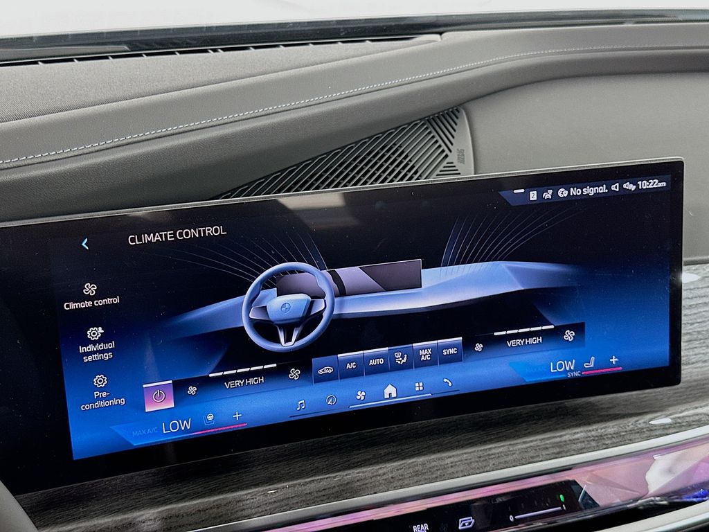 Thumbnail: 2025 BMW 7 Series - 14