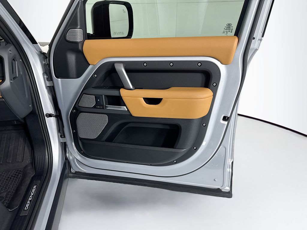 Thumbnail: 2024 Land Rover Defender - 26
