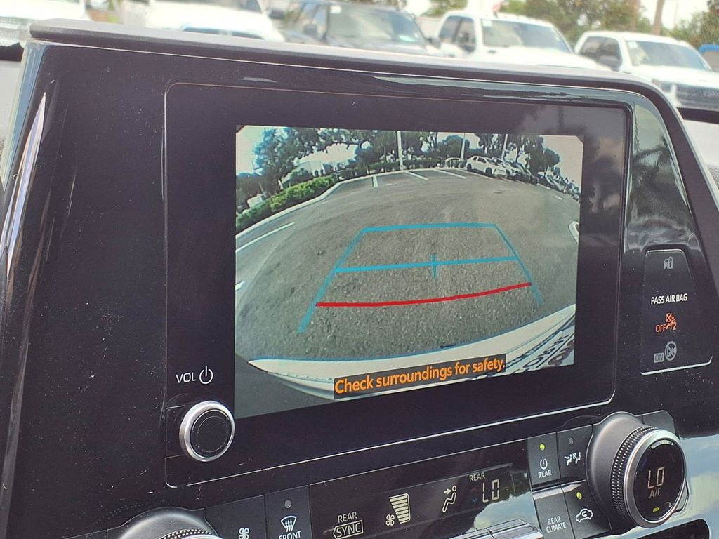 Used 2023 Toyota Highlander Hybrid SUV
