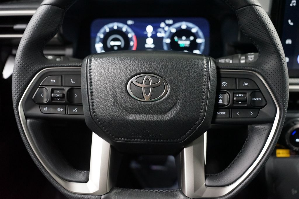 Thumbnail: 2025 Toyota 4Runner - 13