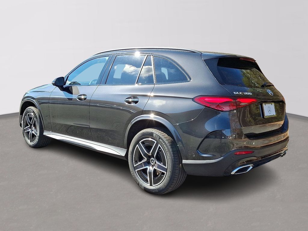 Thumbnail: 2026 Mercedes-Benz GLC - 4