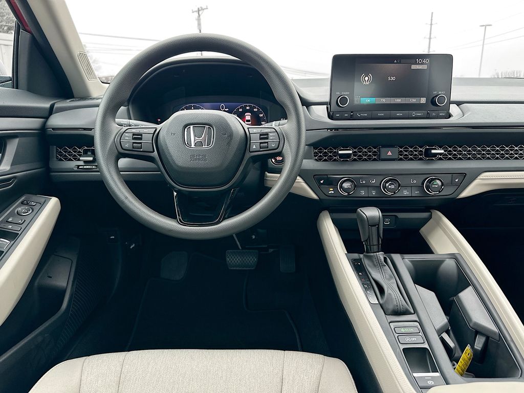 2025 Honda Accord SE 18