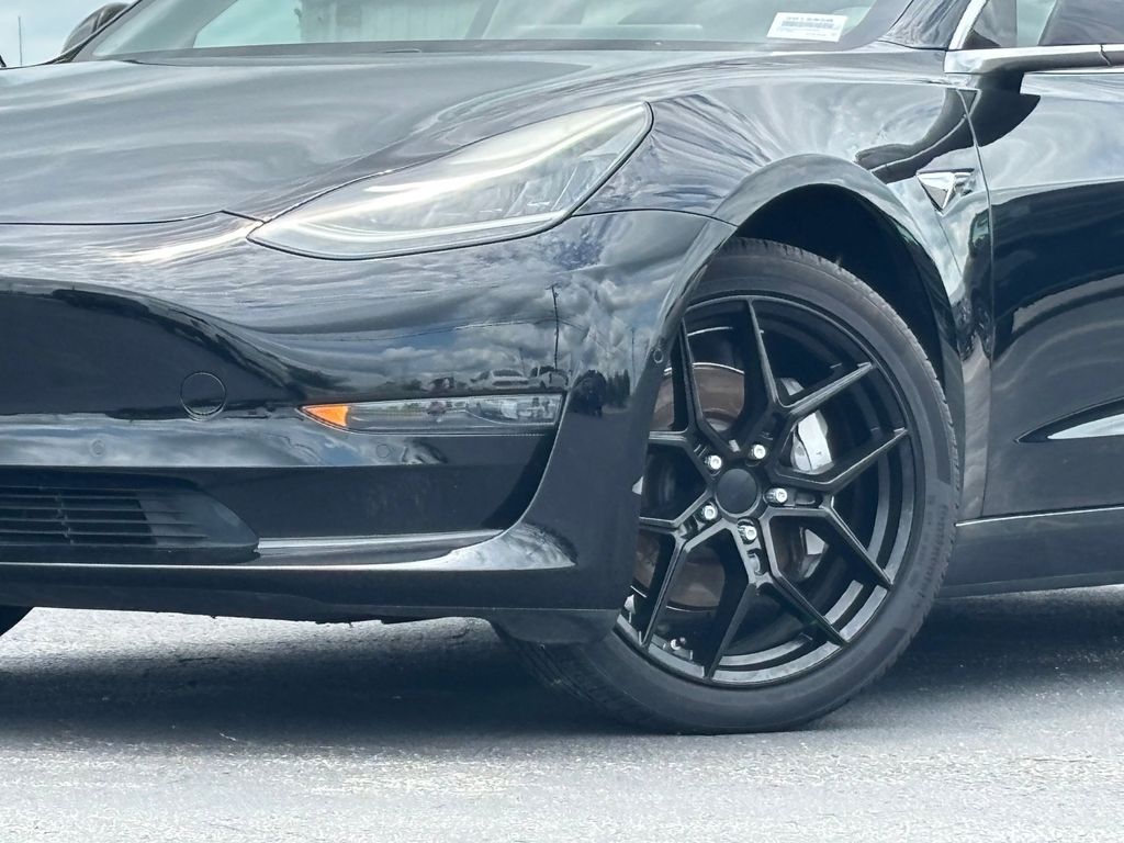 Used Car 2018 Tesla Model 3  Mid Range For Sale Under $25,000 In Austin, Texas