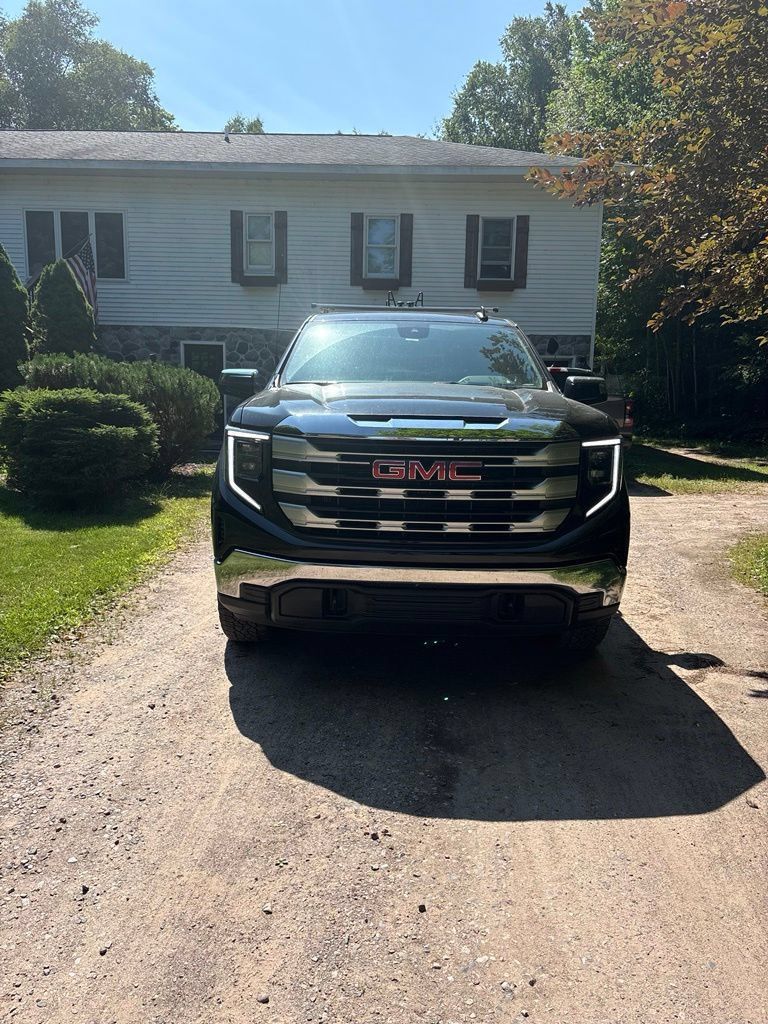 Onyx Black 2023 GMC Sierra 1500 Pickup Truck Four-Wheel Drive Automatic