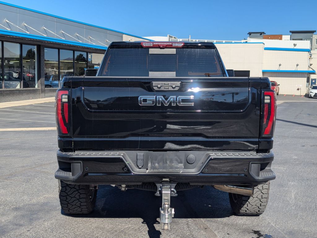 2024 GMC Sierra 3500HD AT4 8