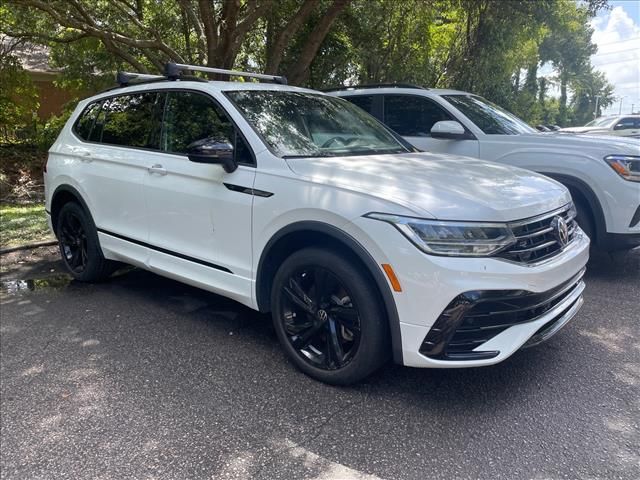 Opal White 2023 Volkswagen Tiguan SUV / Crossover Front-Wheel Drive 8-Speed Automatic