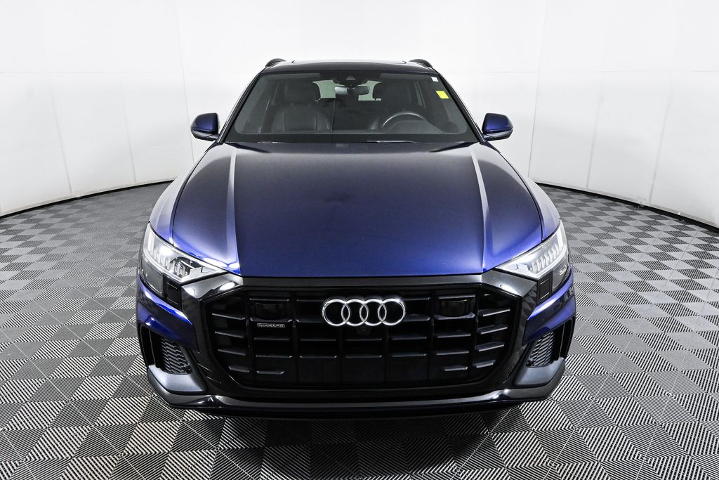 2020 Audi Q8  2