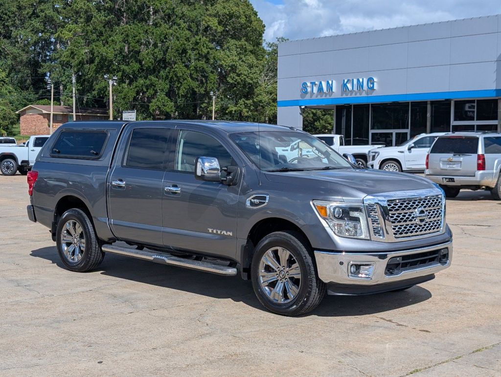 Gray (Gun Metallic) 2017 Nissan Titan Pickup Truck Four-Wheel Drive 7-Speed Automatic