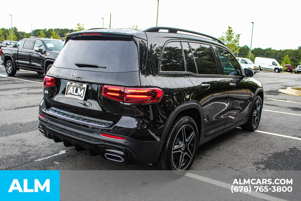 Used 2025 Black Mercedes-Benz GLB 250 image 5