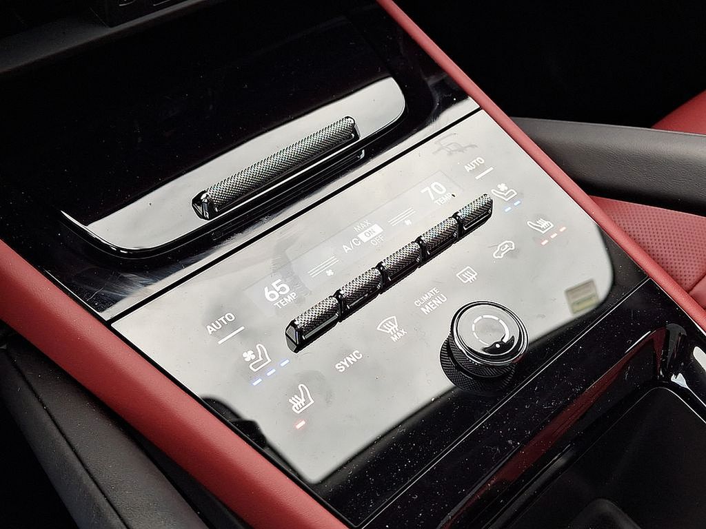 Thumbnail: 2024 Porsche  - 16