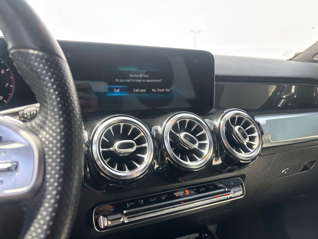 Used Car 2021 Mercedes-benz Glb  Glb 250 For Sale Under $25,000 In Austin, Texas