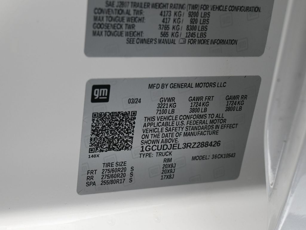 Used 2024 Iridescent Pearl Tricoat Chevrolet High Country image 20