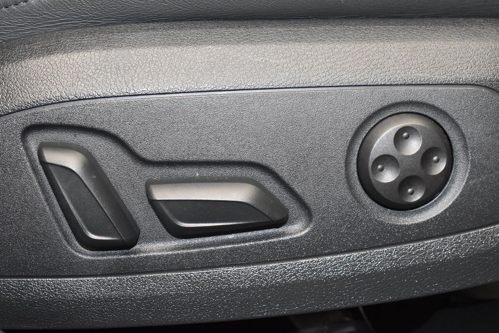 Thumbnail: 2023 Audi A4 - 28