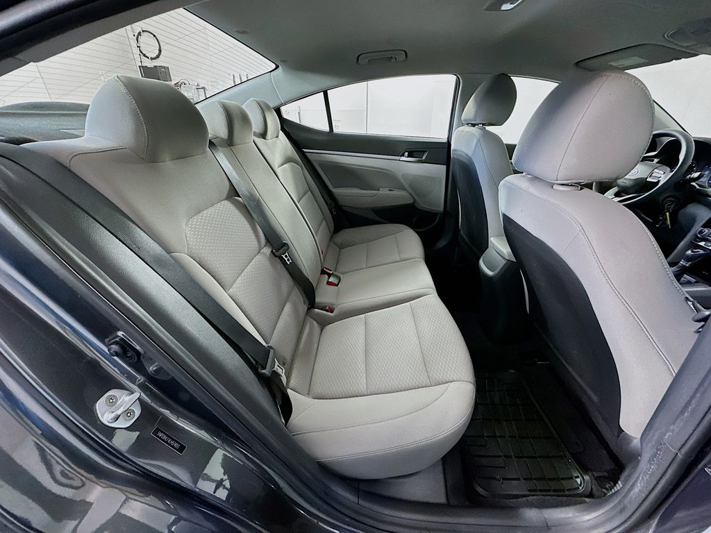 Thumbnail: 2020 Hyundai Elantra - 25