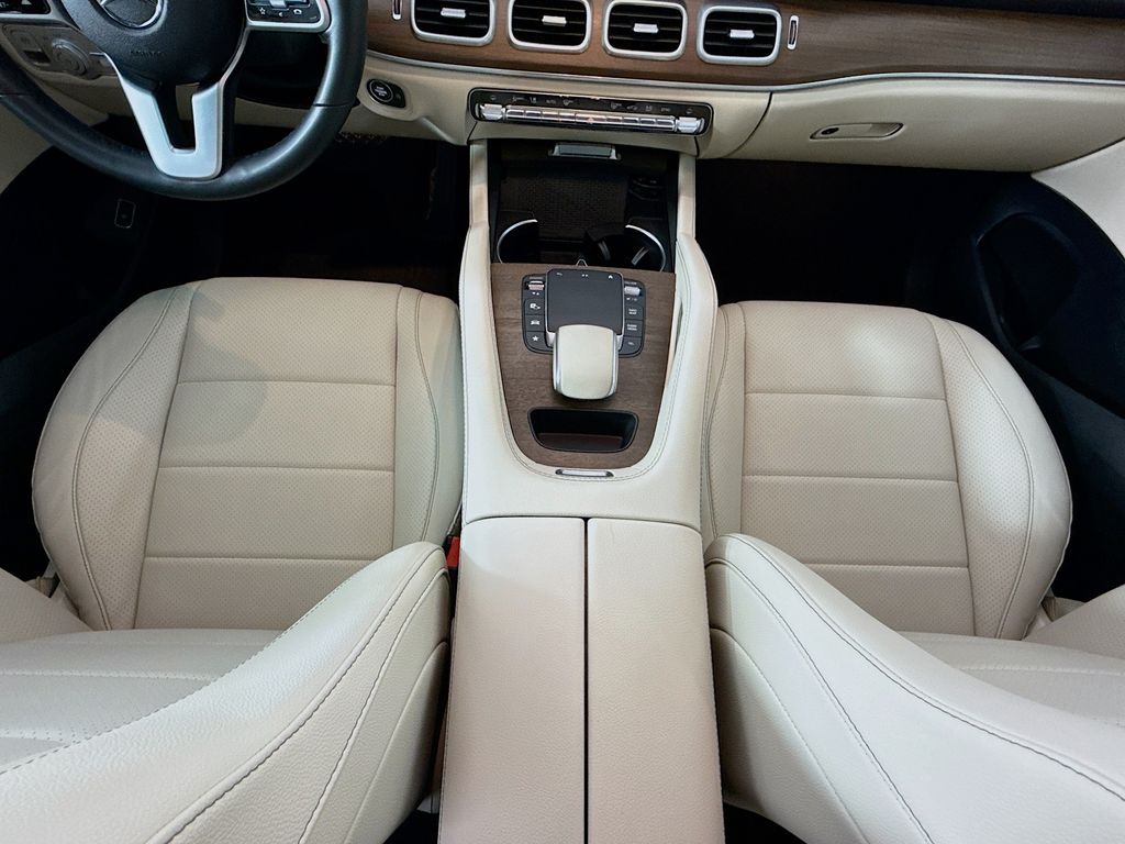 Thumbnail: 2021 Mercedes-Benz GLE - 17