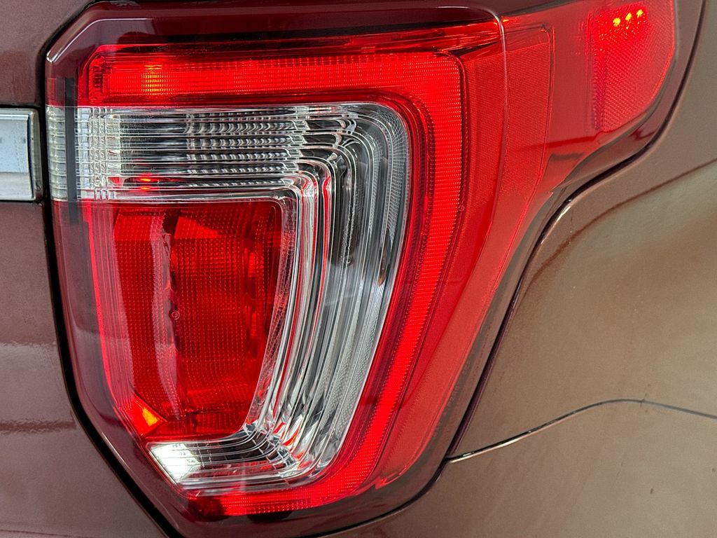 Used Car 2018 Ford Explorer  Xlt For Sale Under $12,000 In Austin, Texas