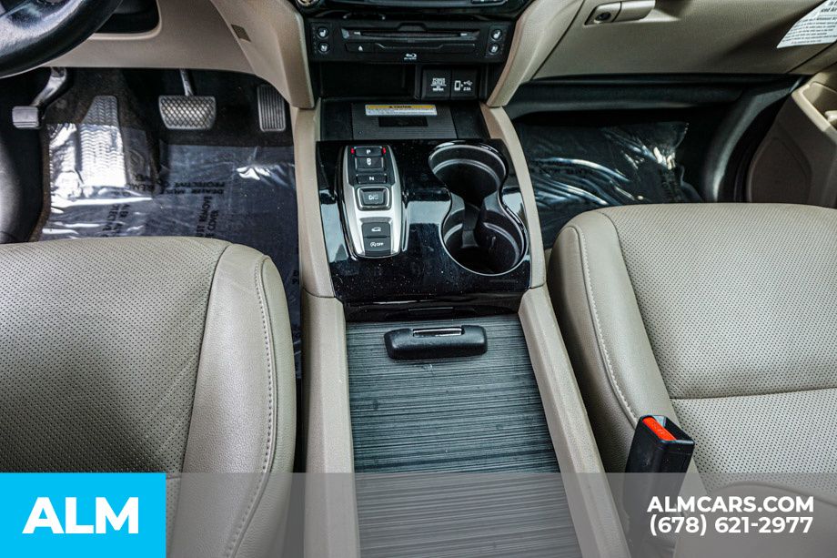 2019 Honda Pilot Elite photo 39