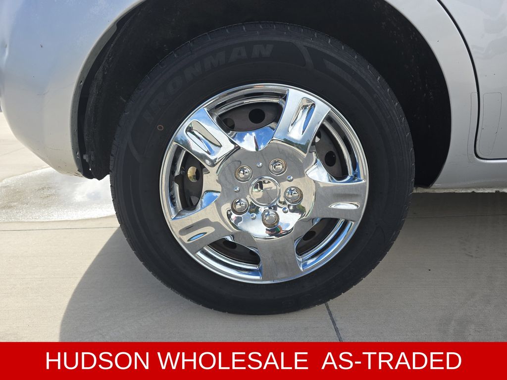 2012 Bright Silver Kia Soul Base FWD Hatchback