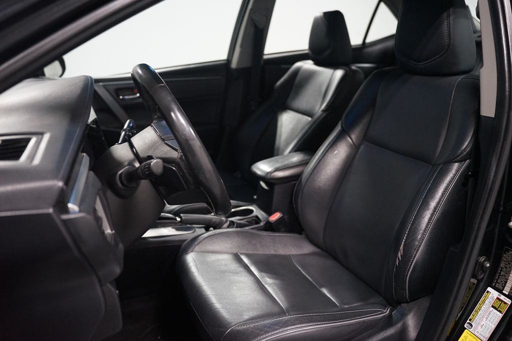 Thumbnail: 2014 Toyota Corolla - 7
