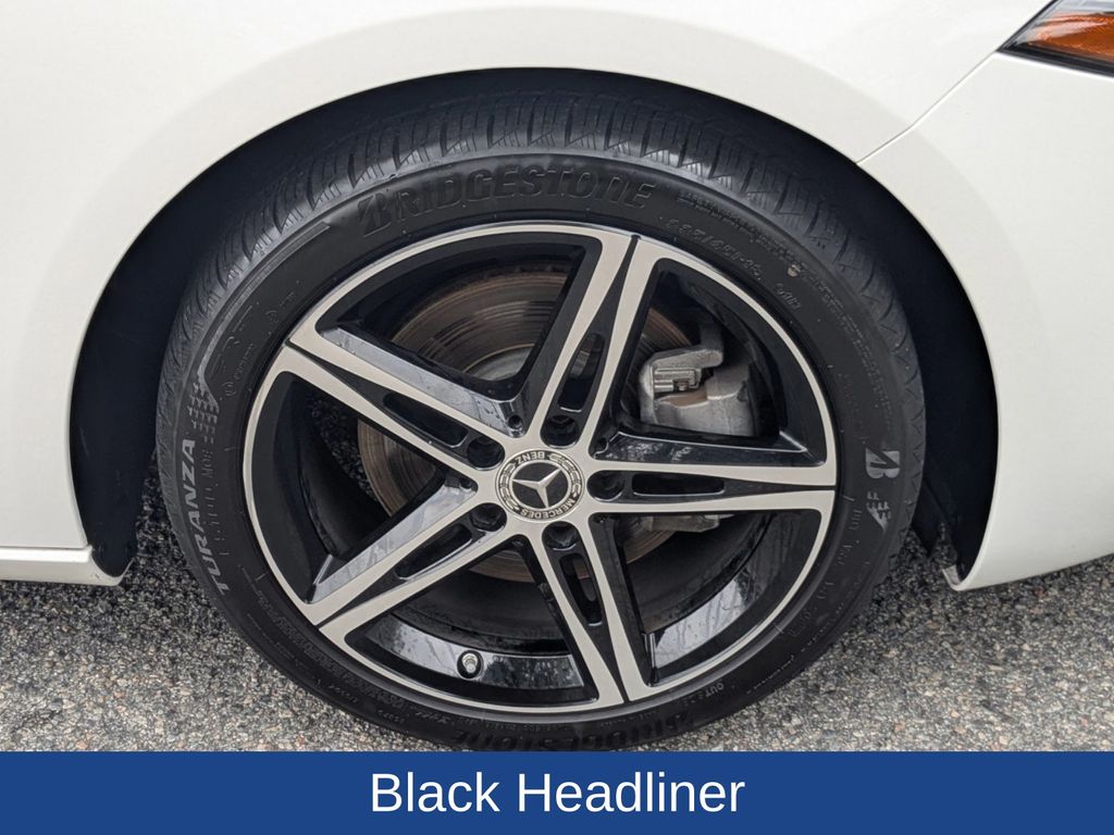 2022 Mercedes-Benz A 220 4MATIC