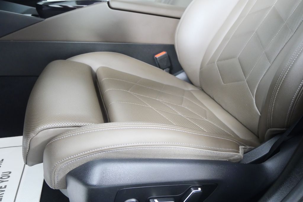 Thumbnail: 2024 BMW 5 Series - 9