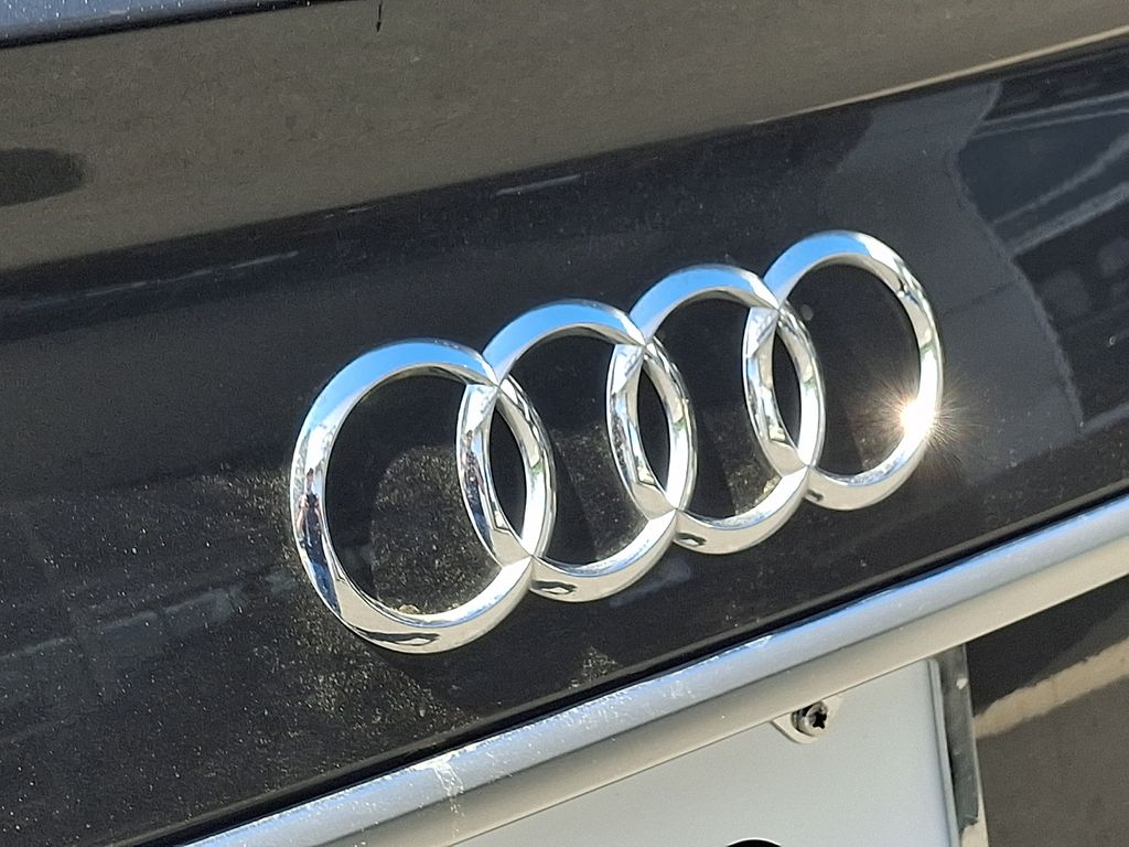 Thumbnail: 2023 Audi Q5 - 30