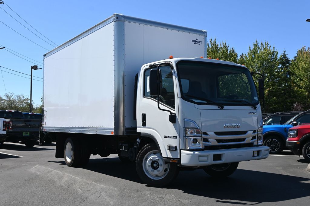 2025 Isuzu NPR HD 