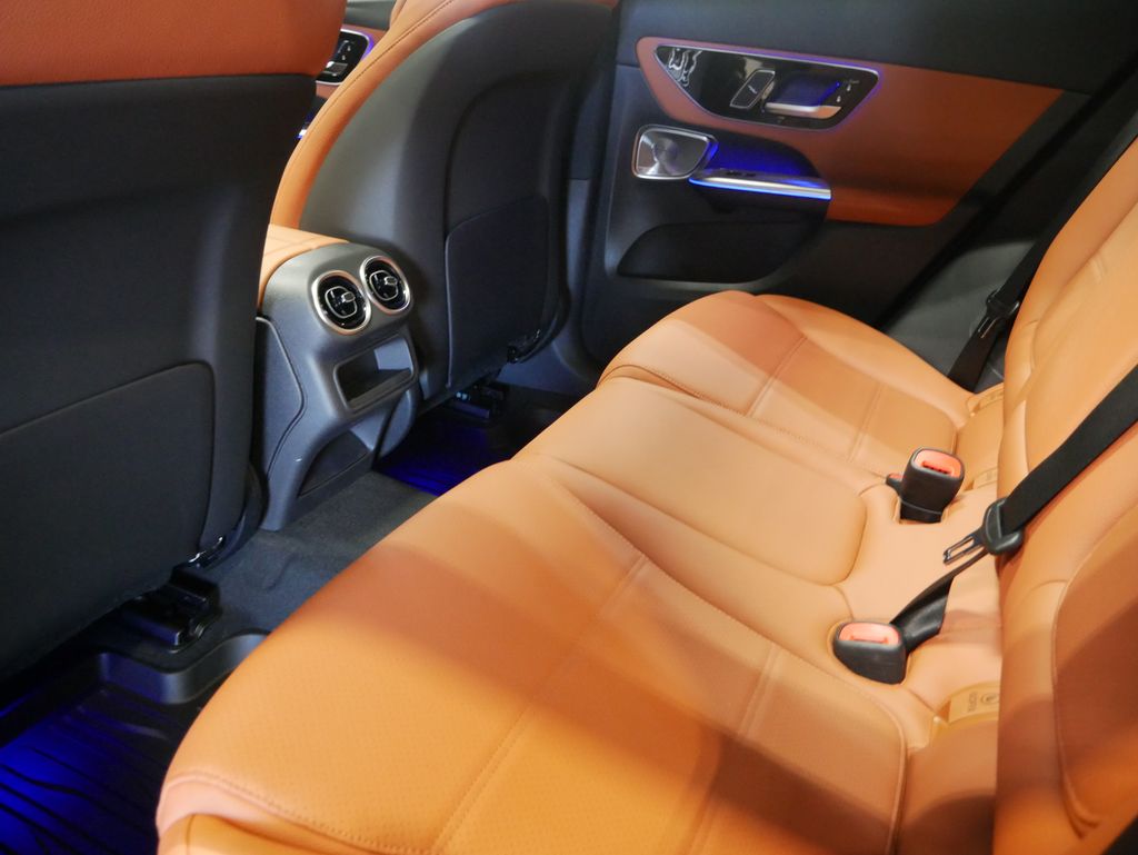 Thumbnail: 2026 Mercedes-Benz GLC - 22