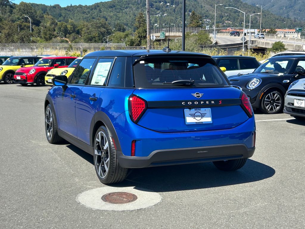 Thumbnail: 2025 MINI Cooper Hardtop - 3