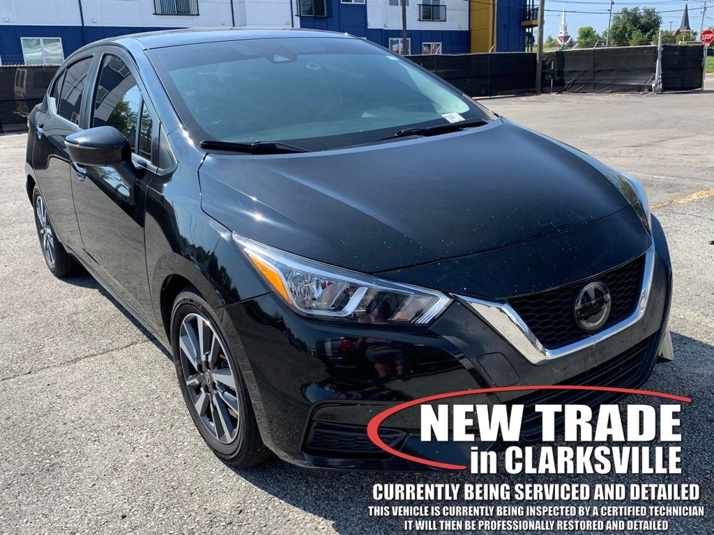 2021 Nissan Versa SV FWD