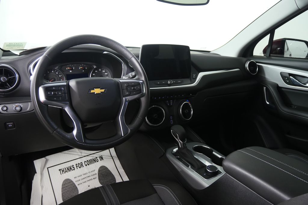 Thumbnail: 2023 Chevrolet Blazer - 17