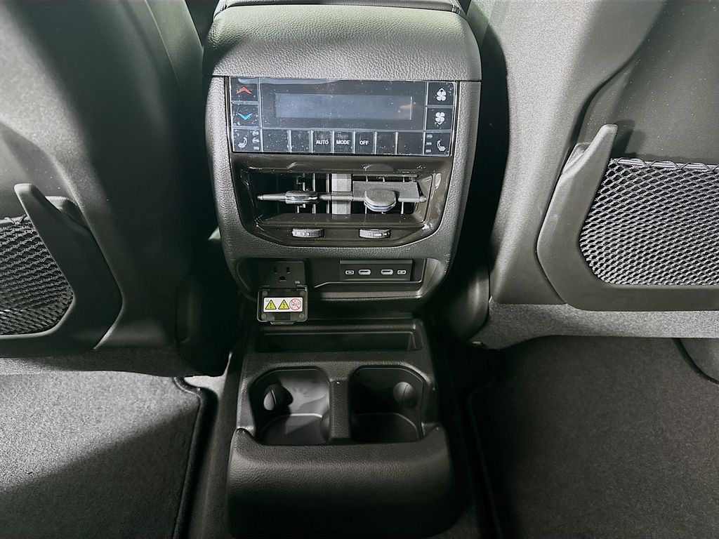 New 2026 White/off-white Jeep Limited image 22