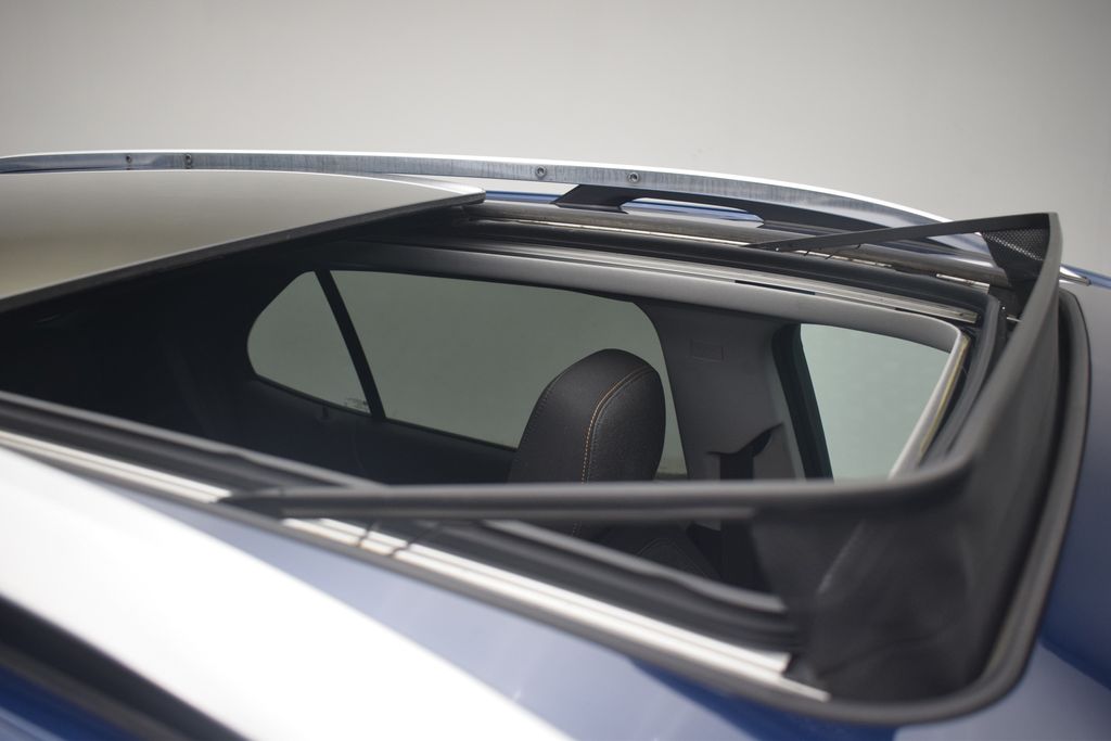 used 2021 Chevrolet Equinox car, priced at $16,400