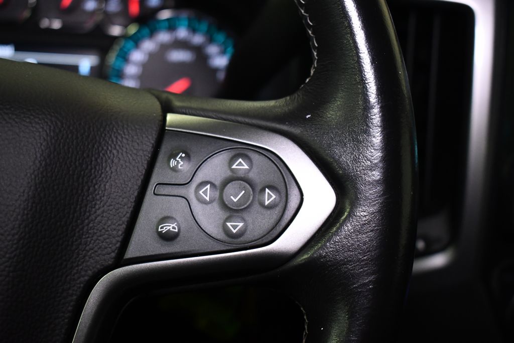 Thumbnail: 2015 Chevrolet Silverado 1500 - 20