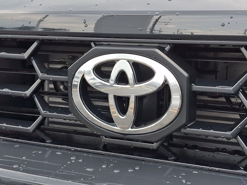 Thumbnail: 2026 Toyota 4Runner - 16