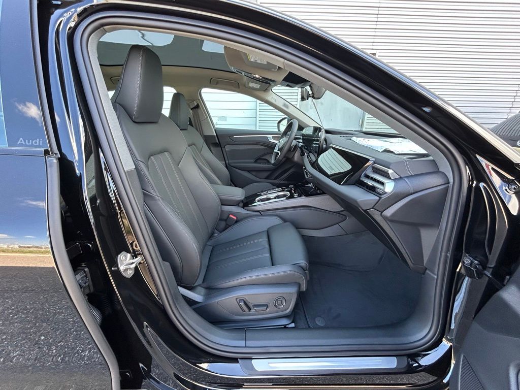 New 2026 Black Audi 3.0 image 44