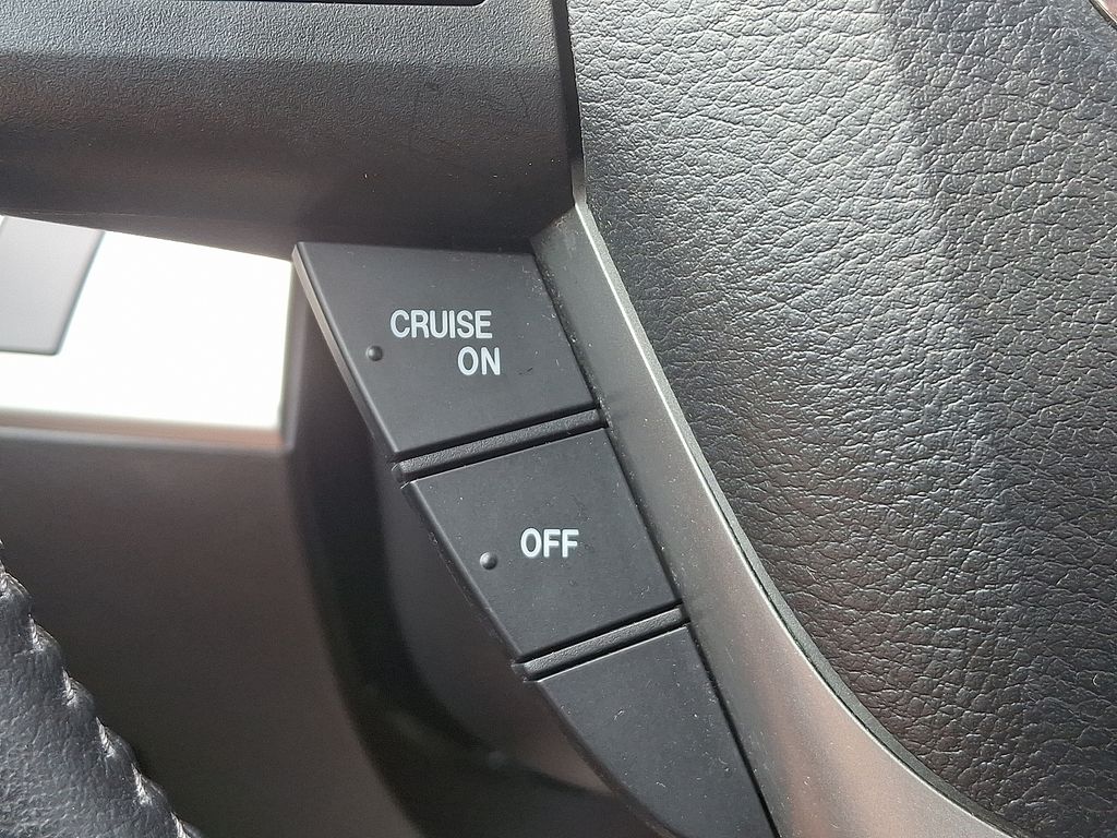2013 Mazda Mazda3 i Touring 24