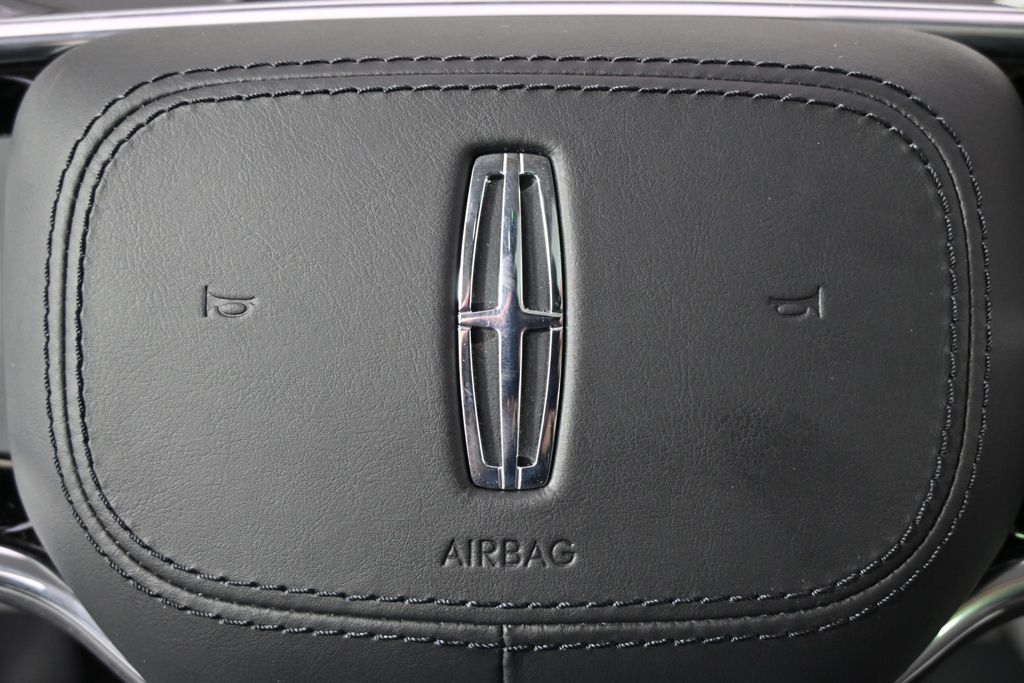 New 2026 White Lincoln Reserve image 34