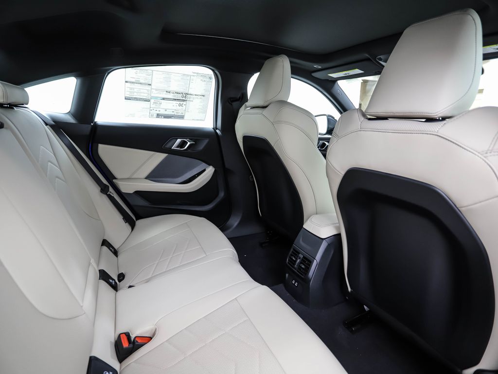 Thumbnail: 2026 BMW 2 Series - 25