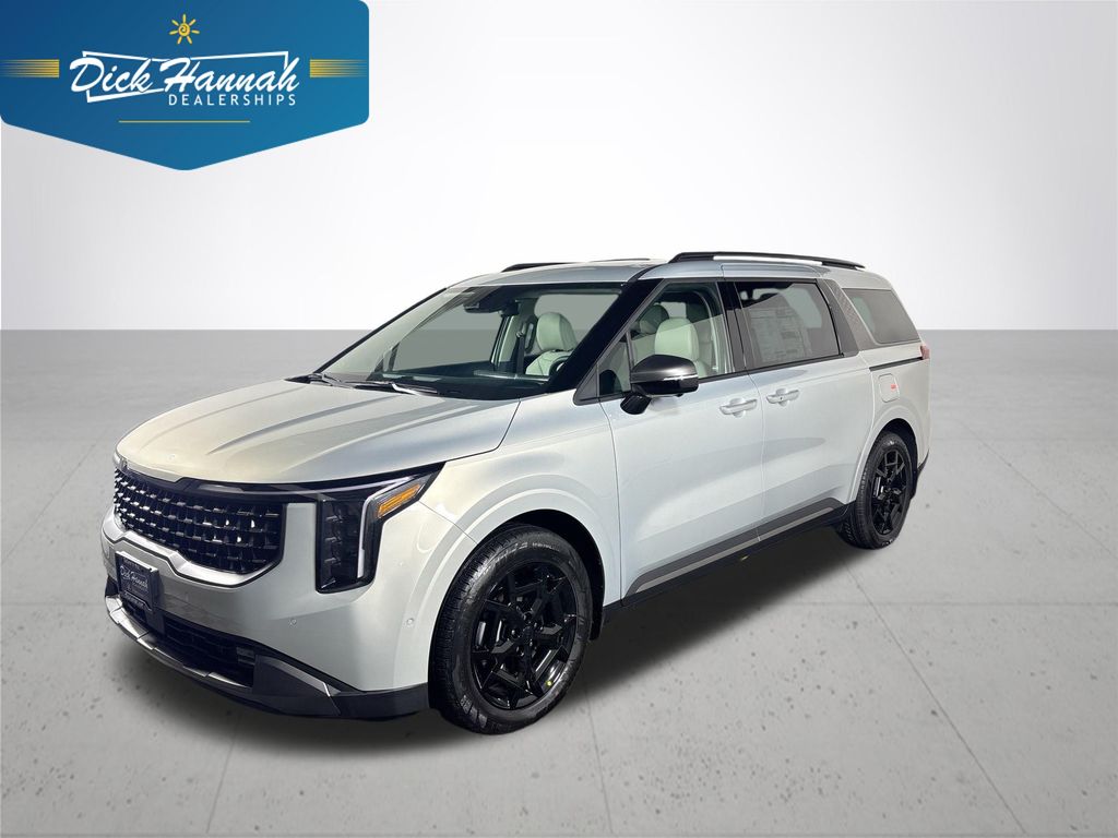 2026 Kia Sedona SX HEV's photo