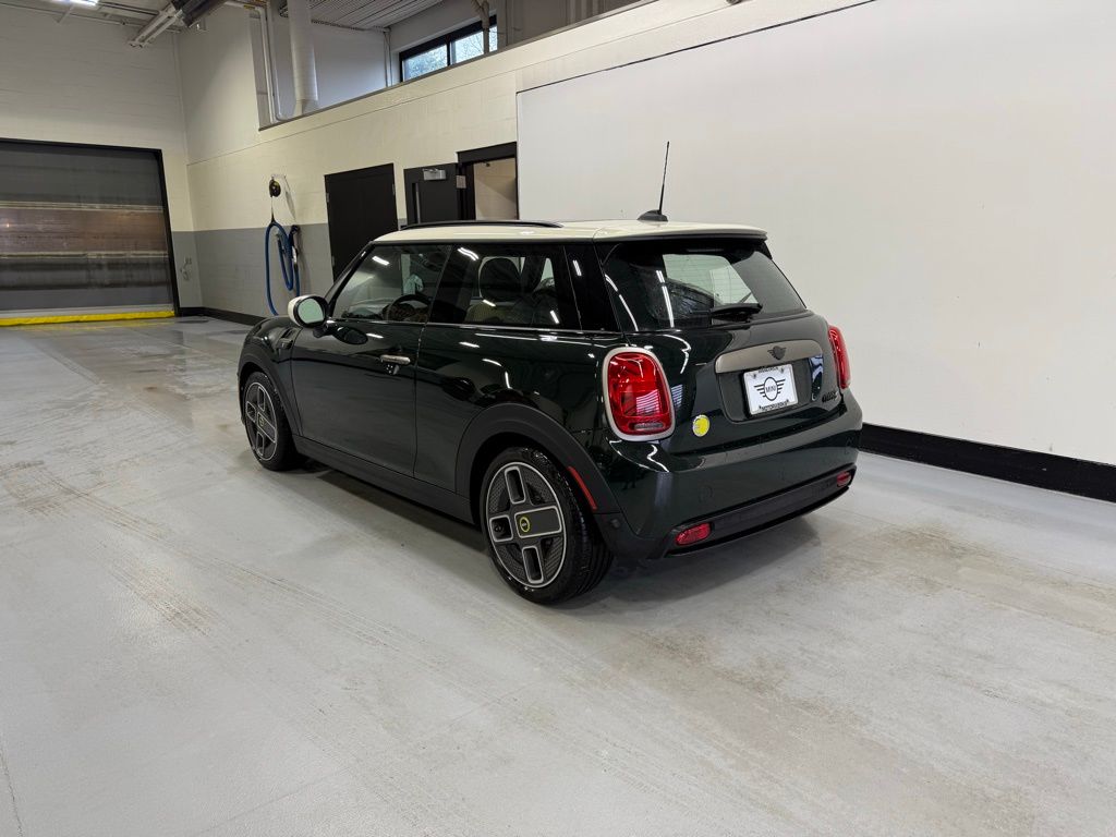 2023 MINI Cooper Base 3